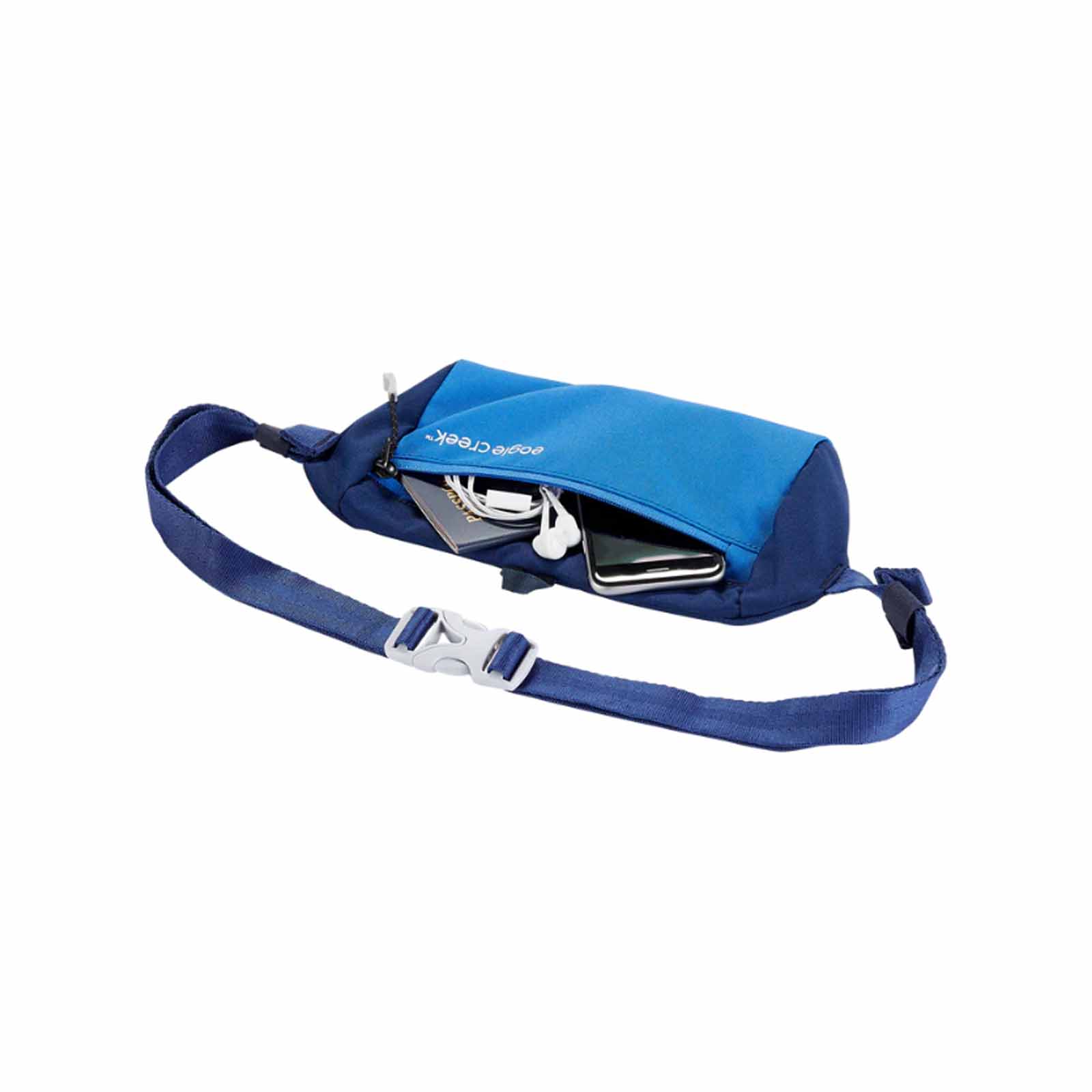 Stash-Waist-Bag-Aizome-Blue-Usage